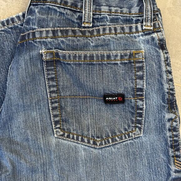 Ariat FR M3 Loose Straight Jeans 36x32 Cat 2 Lot of 2 Workwear Blue Wash GUC - Picture 2 of 16